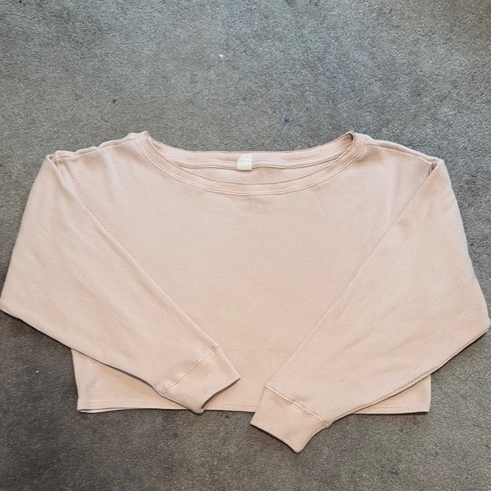 Hollister Off-the-Shoulder Sweater in Light Pink